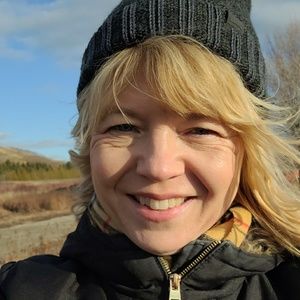 Meet your Posher, Eve